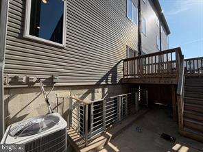 Building Photo - 1636 Cambridge St