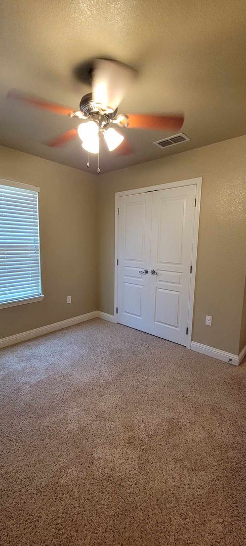 Building Photo - Beautiful 3 bed 2 bath home!