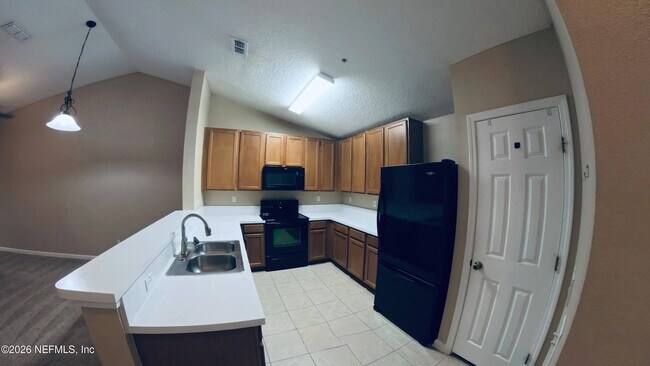 Building Photo - 2200 Marsh Hawk Ln
