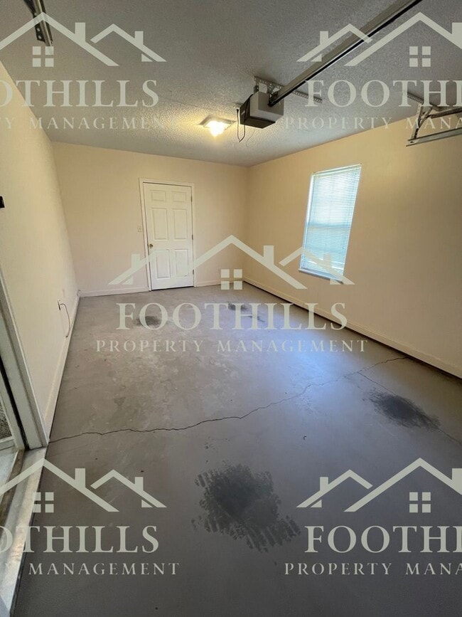 Building Photo - 112 Brook Allen Dr