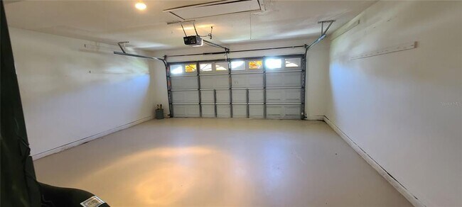Building Photo - 2411 Berkshire Ct
