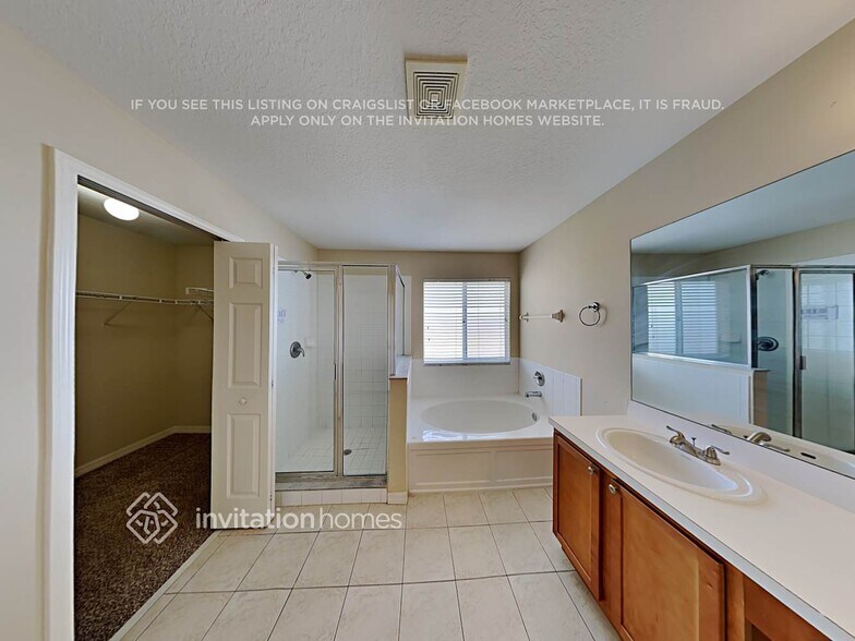 Building Photo - 31040 Bridgegate Dr