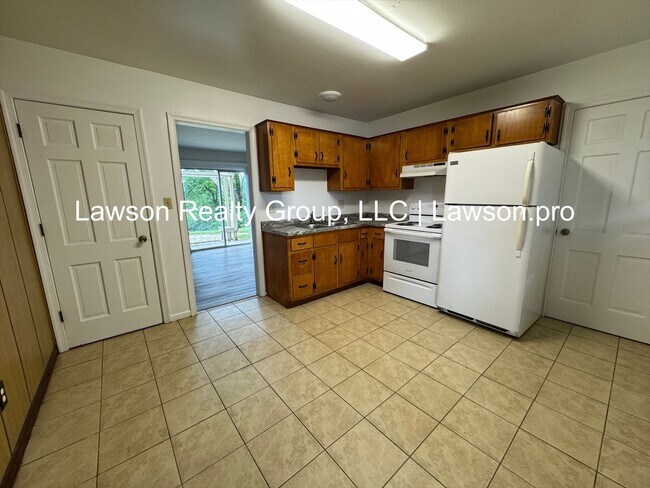 Building Photo - Welton 740-742