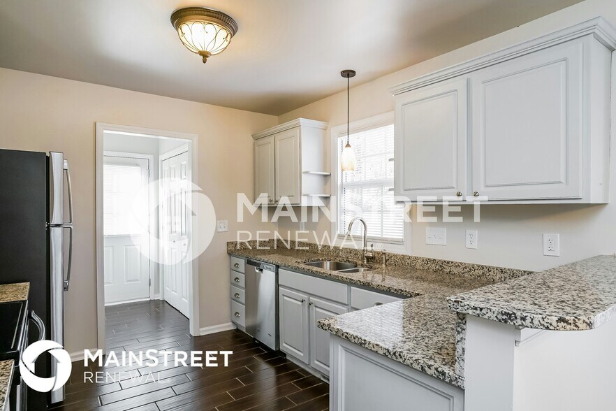 Building Photo - 2771 Andrea Dr