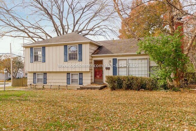 Building Photo - Ready for immediate move-in!