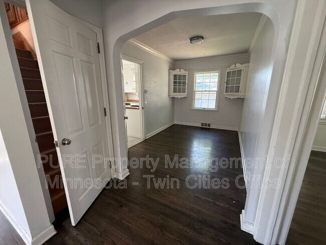 Building Photo - 2632 Toledo Ave S