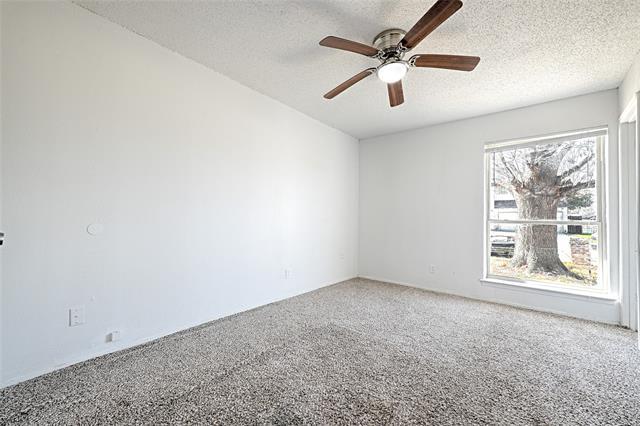 Building Photo - 523 Parker Cir