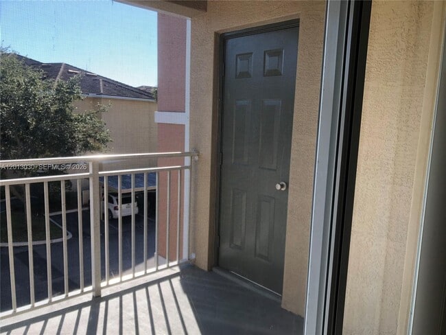Building Photo - 6559 Emerald Dunes Dr