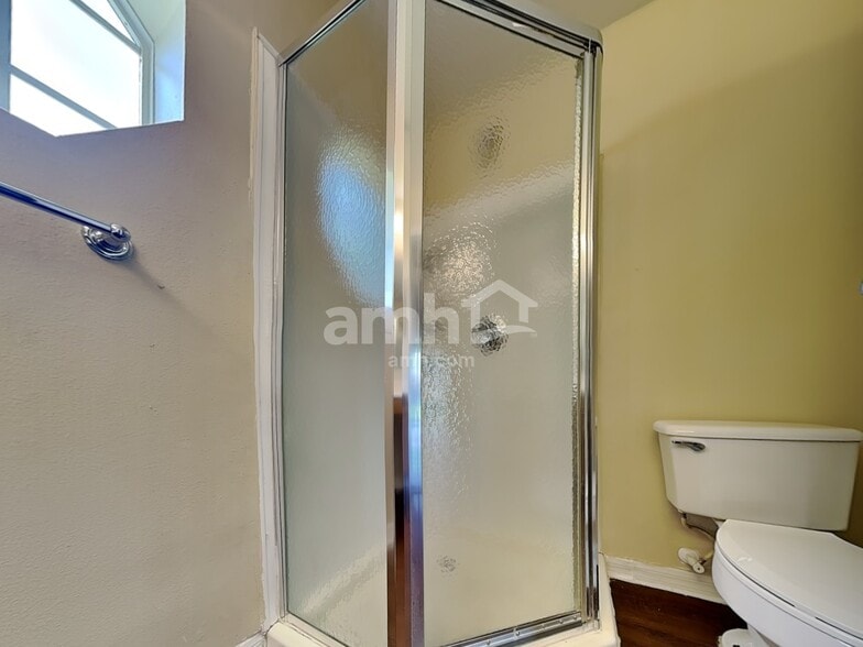 Building Photo - 1228 Welch Ridge Ter