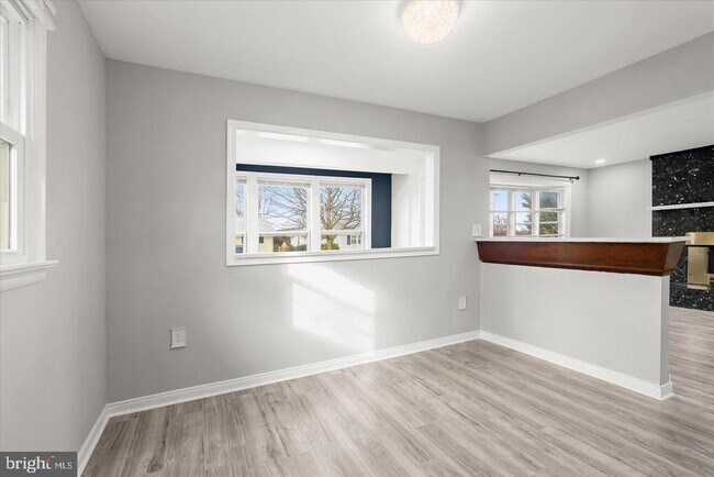 Building Photo - 517 Winters Ln