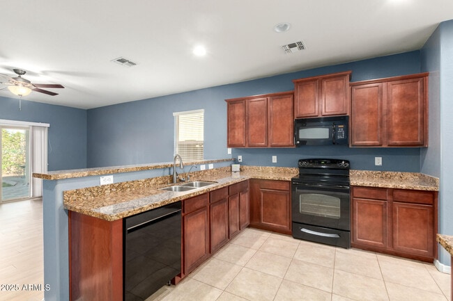 Building Photo - 10484 E Verbina Ln