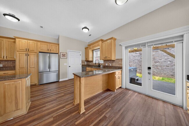 Building Photo - 661 County Road 876-SI ID1631816P