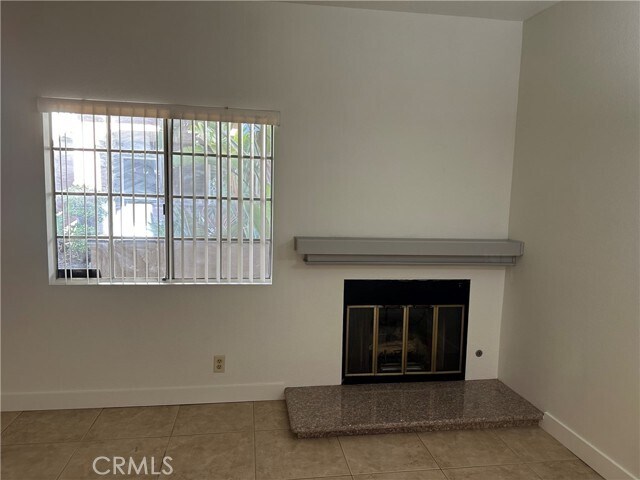 Building Photo - 74 Flor De Sol