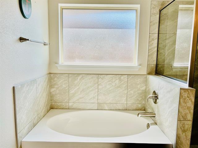 Building Photo - 110 Frank St