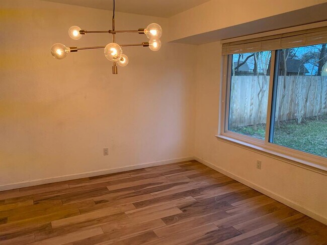 Building Photo - 4404 Bouvet Ct