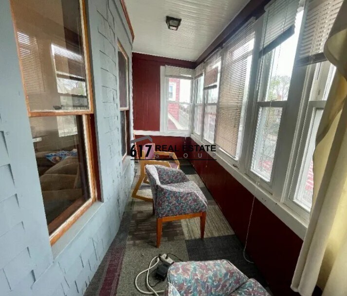 Building Photo - 449 Broadway