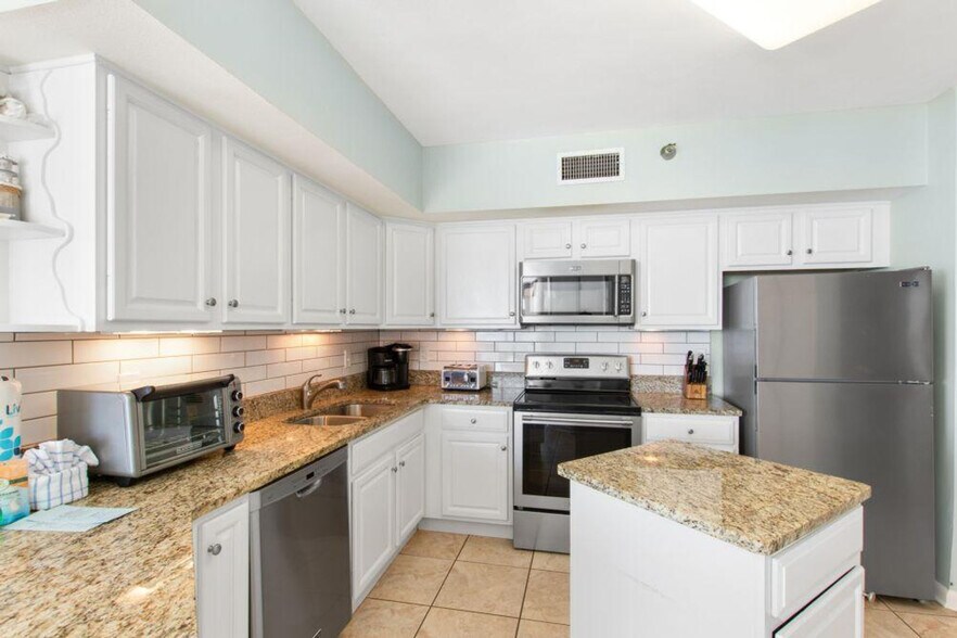 Building Photo - 24950 Perdido Beach Blvd