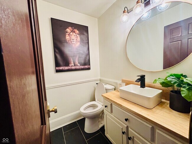 Building Photo - 9746 Revere Way