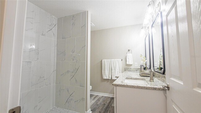 Building Photo - 44 Water Track Dr