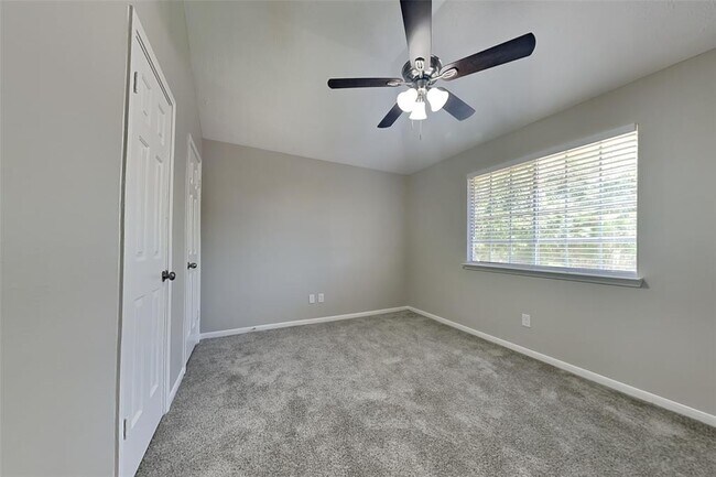 Building Photo - 6226 Langham Dr