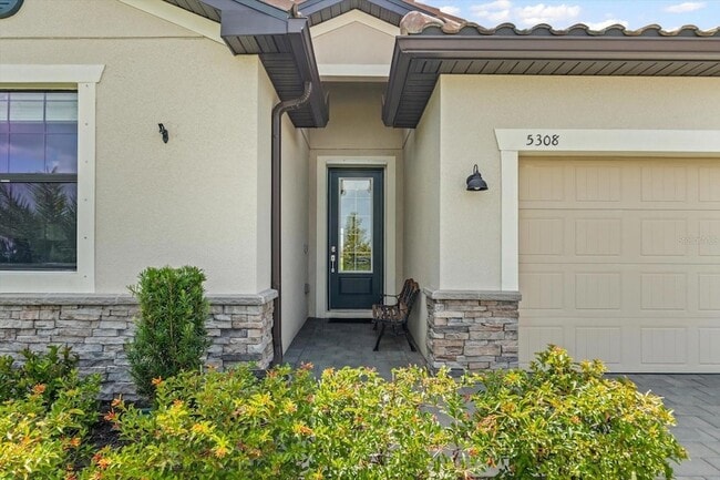 Building Photo - 5308 Coral Reef Wy