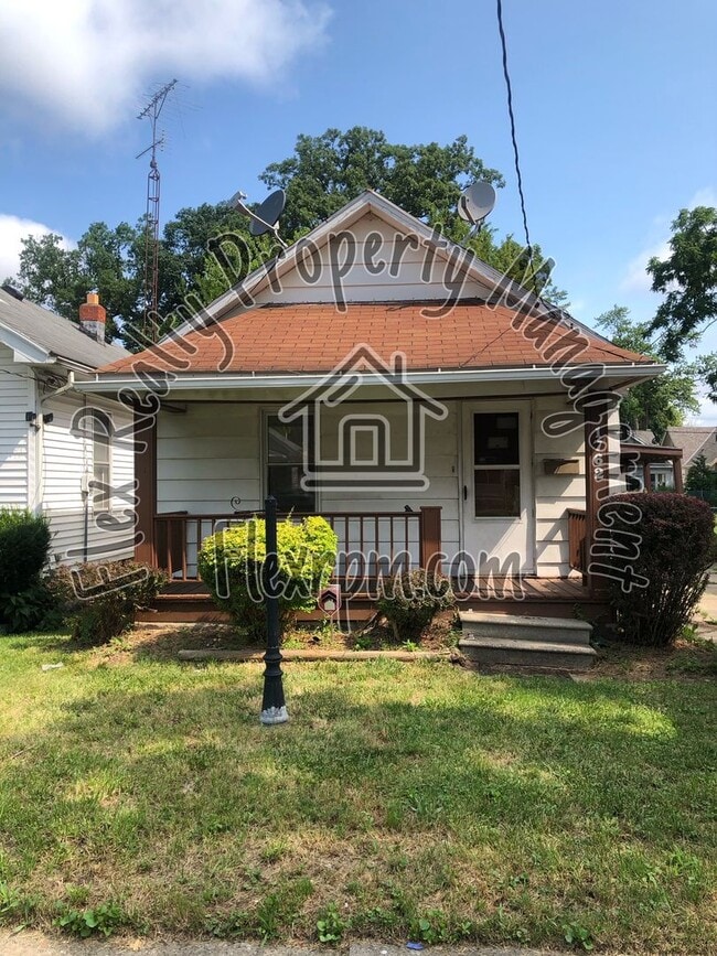Building Photo - New on the Market 1 bedroom home