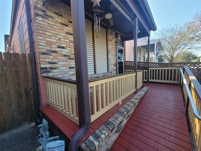 Building Photo - 3321 Avenue M