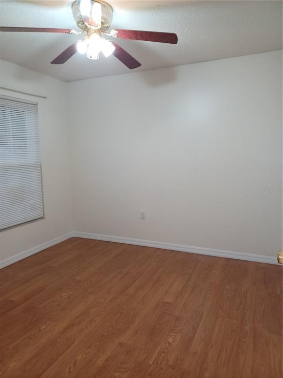 Building Photo - 707 Dromedary Dr