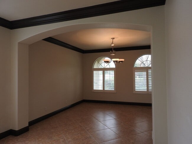 Building Photo - 300 Harvest Sky Ct