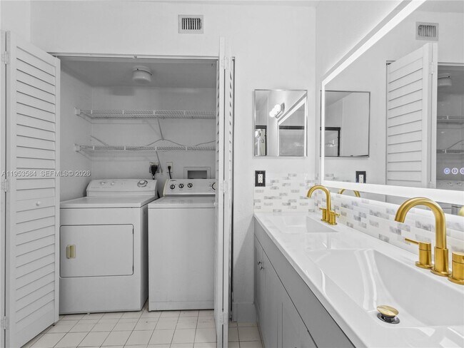 Building Photo - 4460 NW 107th Ave