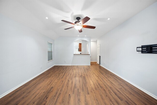 Building Photo - 15838 Lost Anchor Way Ln