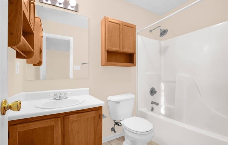 Building Photo - 1332 Oak Knolls Dr