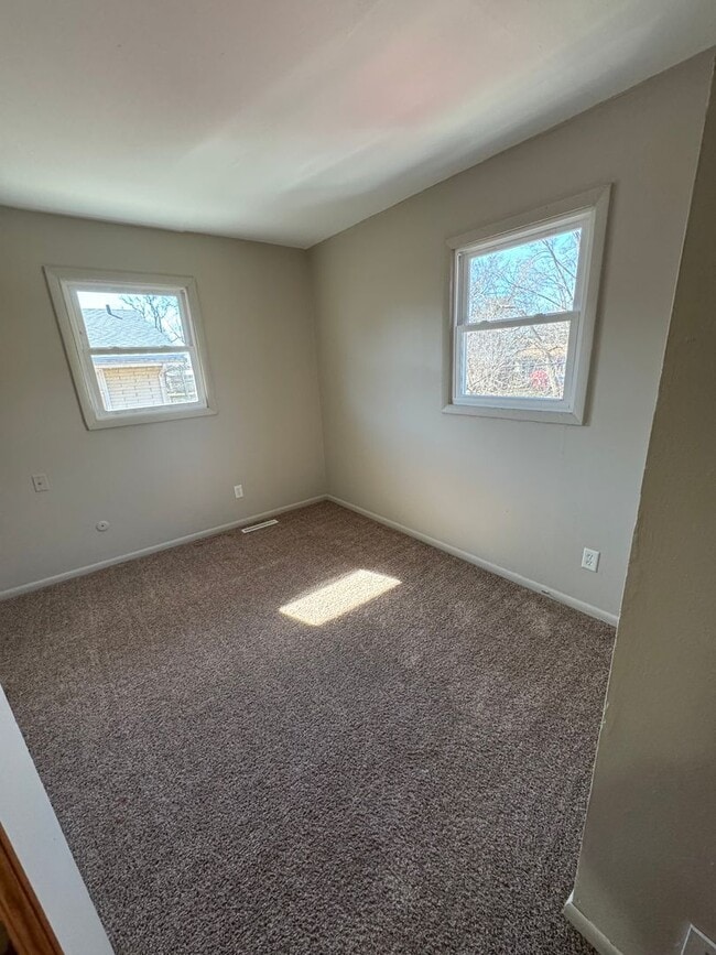 Building Photo - 3308 Sablewood Dr