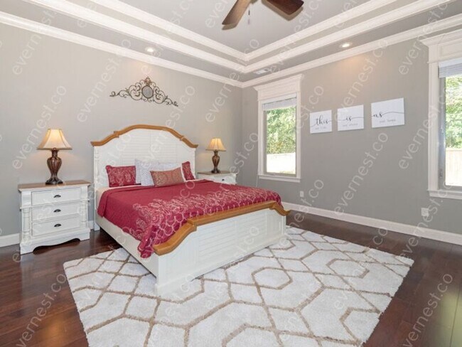 Building Photo - 6587 Westminster