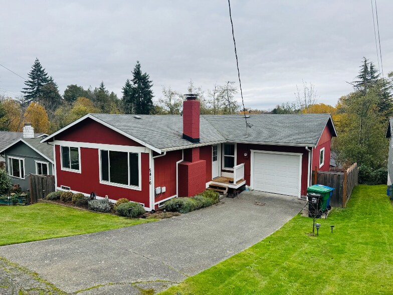 Primary Photo - 5416 31st Ave SW
