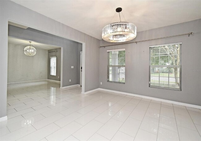 Building Photo - 475 Nadeau Way