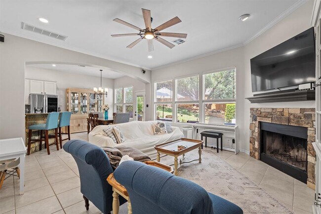 Building Photo - 15106 S Flamingo Dr