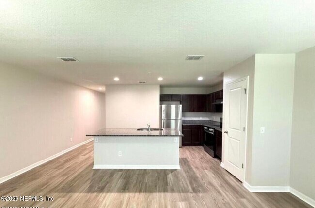 Building Photo - 6468 Sweetbay Ln