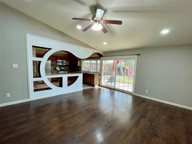 Building Photo - 1624 Shreveport Trail