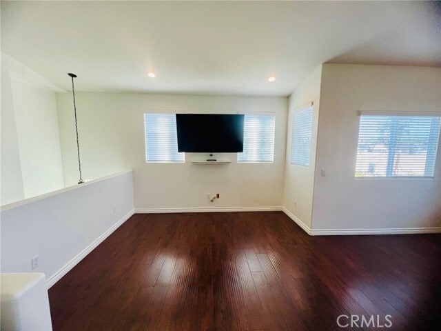 Building Photo - 10805 Pine St