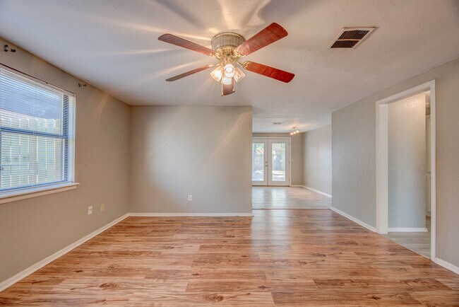 Building Photo - 12500 SW 2nd St