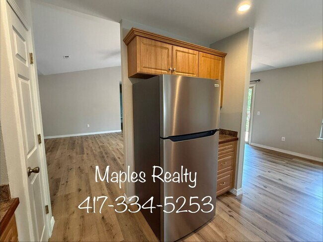 Building Photo - 141 Scotch Pine Ct