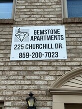 Building Photo - 225 Churchill Dr