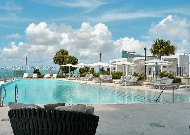 Building Photo - 300 Biscayne Blvd