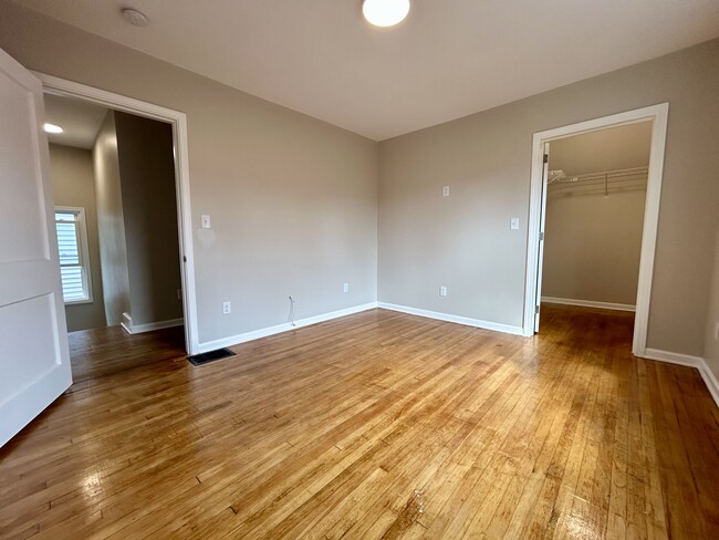 Middle Bedroom - 1178 Jefferson St