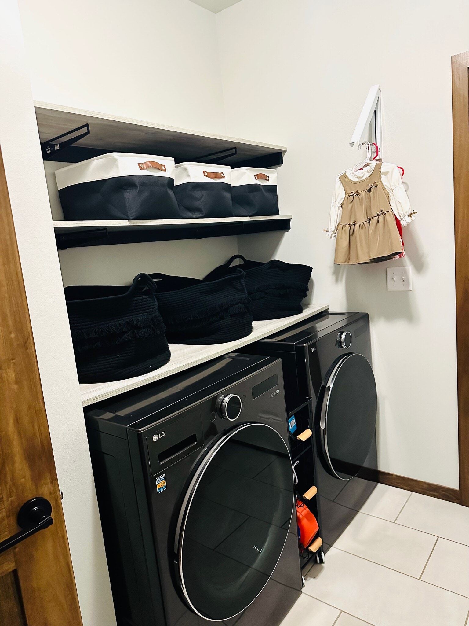 Building Photo - 5513 S Dubuque Ave