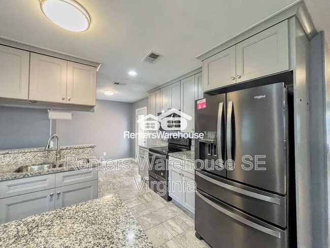 Building Photo - 1517 Glenmont Ct