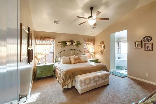 Building Photo - Upgraded Home in Riverstone!