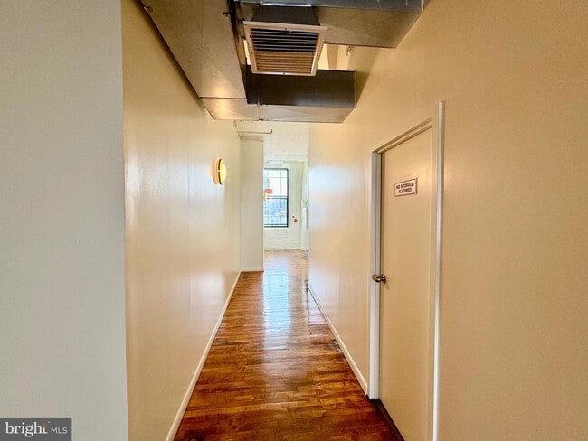 Building Photo - 314 N 12th St