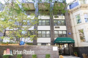 Building Photo - 1447 N Dearborn St